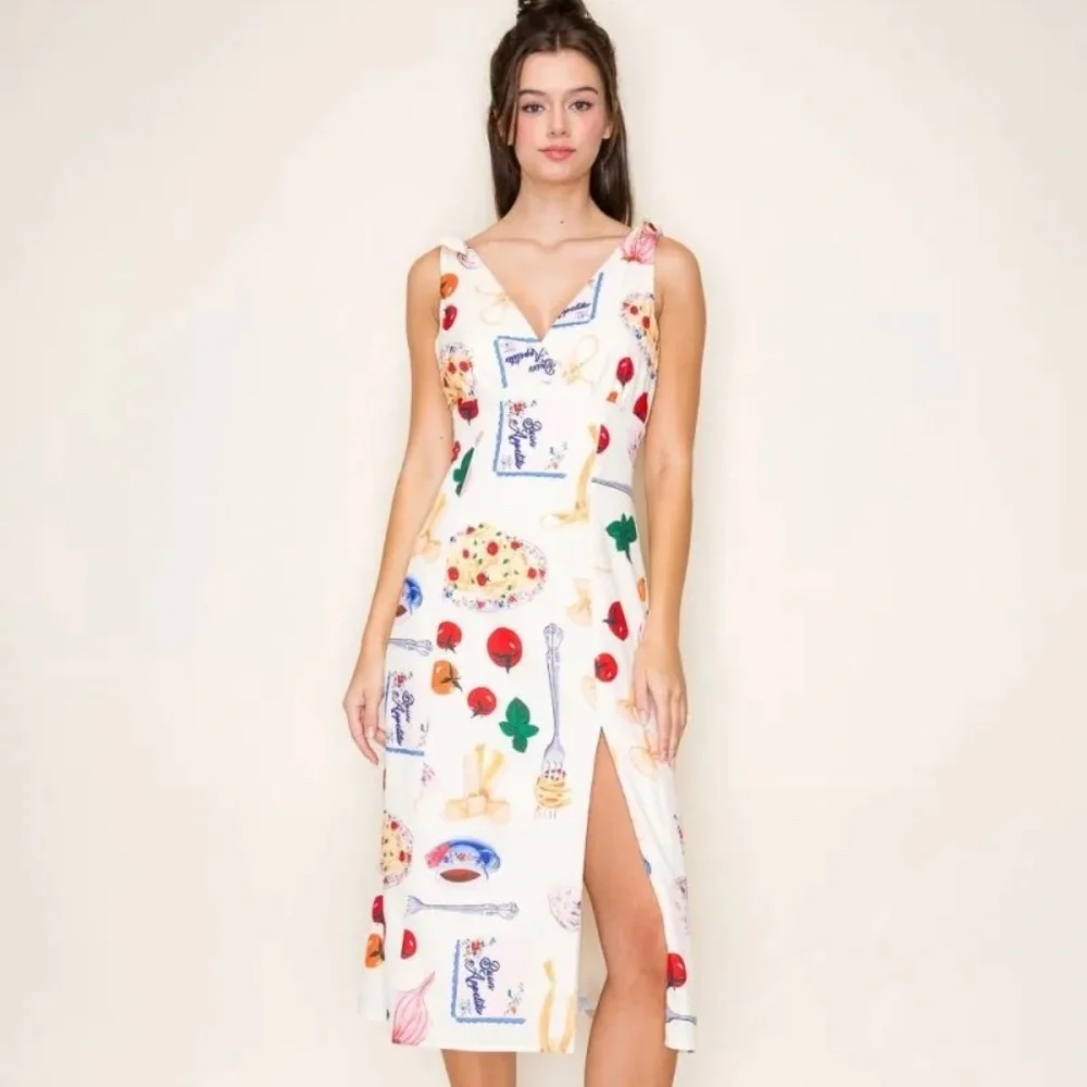 Dress - Picture 1 of 4